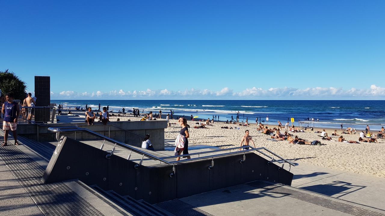 Beach Comber Apartment Gold Coast Bagian luar foto